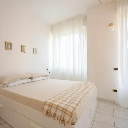 Monolocale Farini * Parme